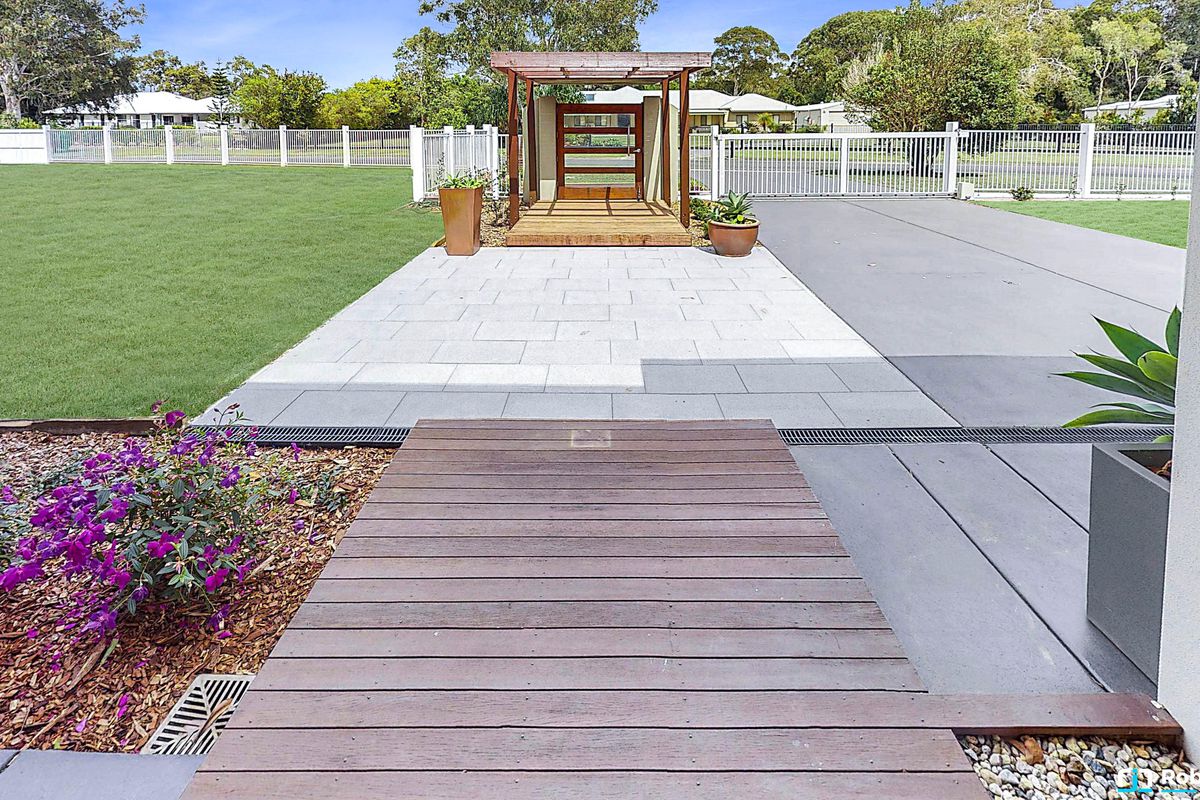 4 Exford Court, Cooroibah