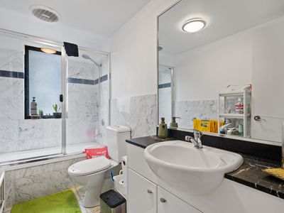 9 / 165 Main Street, Kangaroo Point