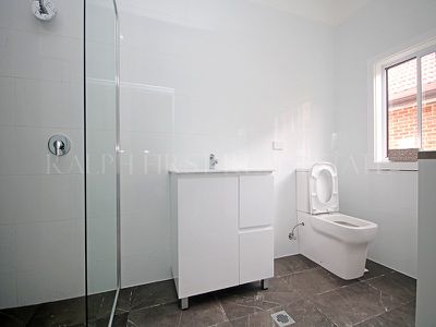 52 Fourth Avenue, Eastwood