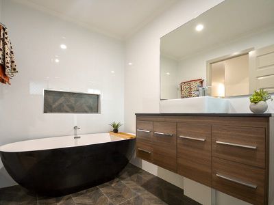 8 Buttler Street, Bellbird Park