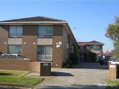 8 / 55 Cowper Street, Footscray