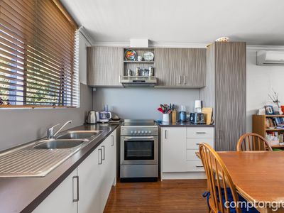 12 / 13 Alberta Street, West Footscray