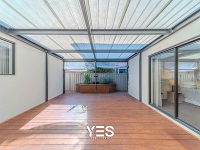 8 Godfrey Avenue, Cranbourne East