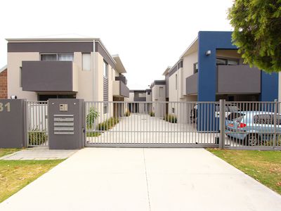 8 / 31 Pollard Street, Glendalough