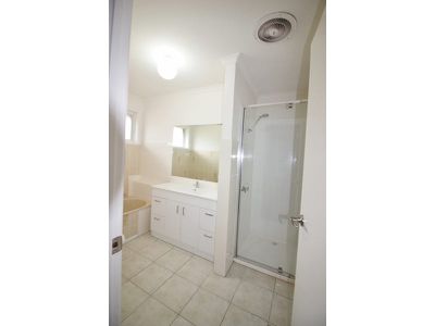 19 Walpole Avenue, Belmont