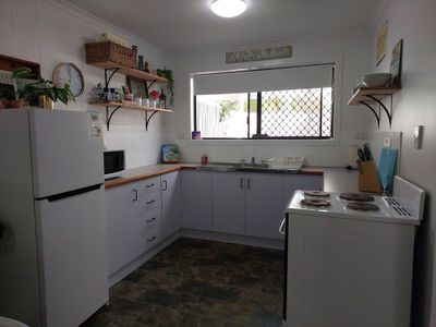 2 / 18 South Pacific Avenue, Slade Point