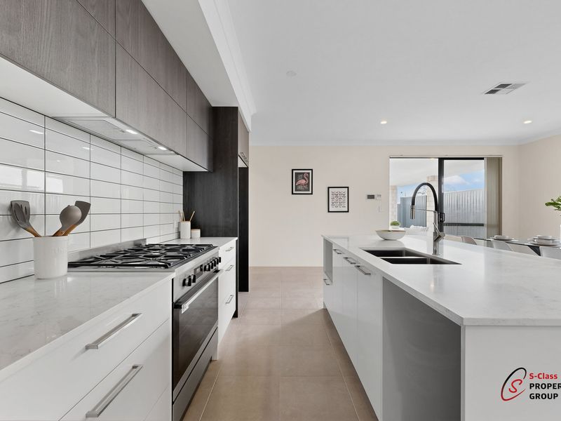 40 Scenograph Drive, Sinagra