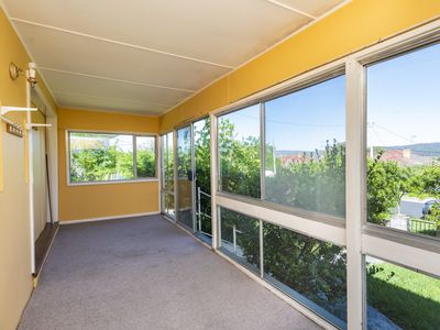 25 Blackall Avenue, Crestwood