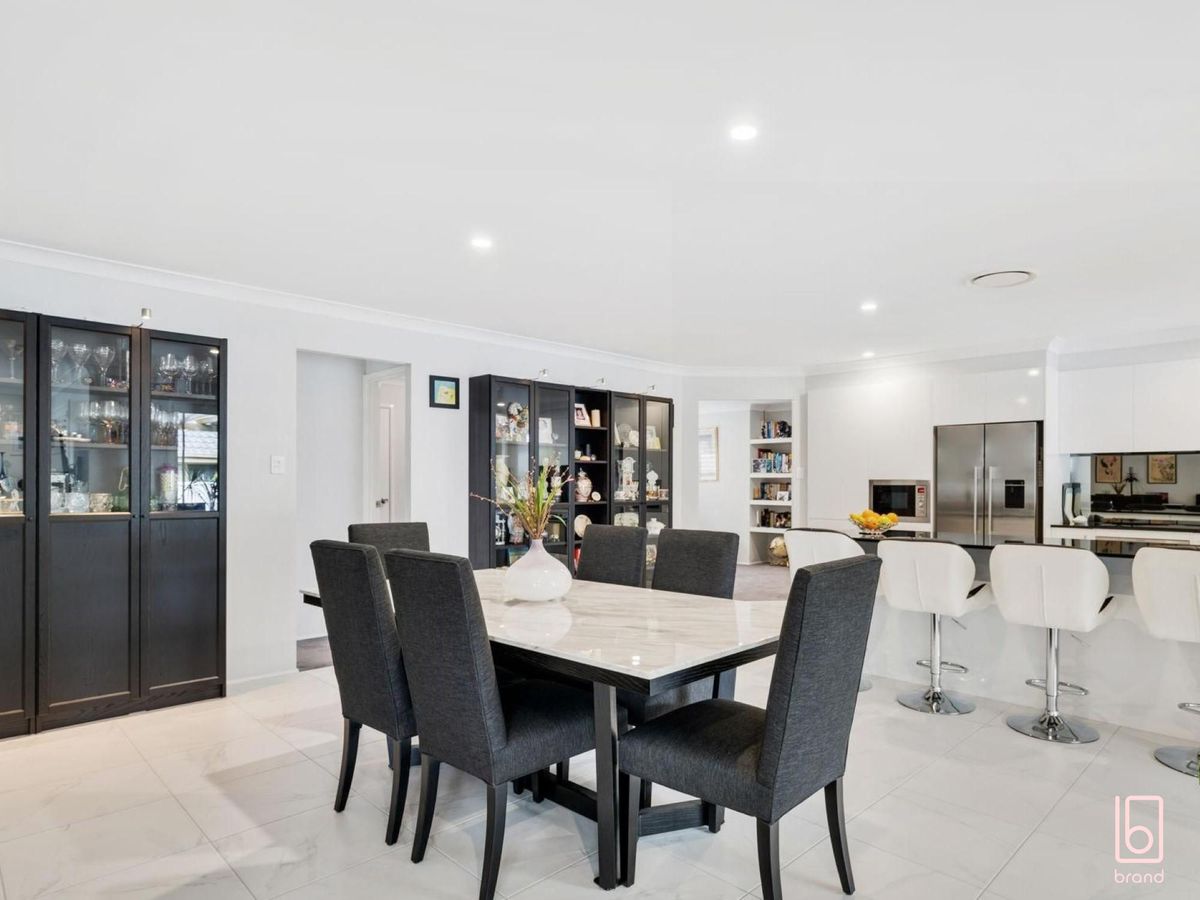 3 Duntroon Close, Hamlyn Terrace