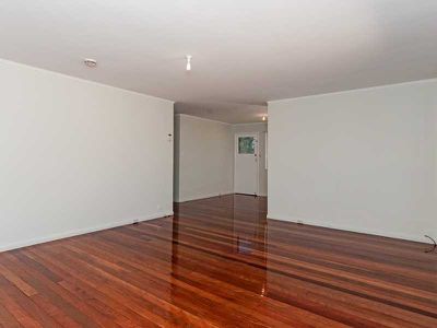 6 Roy Street, North Booval
