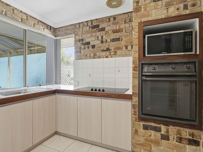 11 Baxter Close, Huntingdale