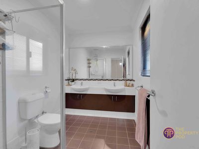 14 Gully Close, High Wycombe