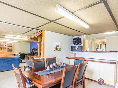 15 Ravenscroft Way, Kelmscott