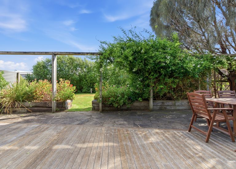 8 Aquarius Court, Portland North