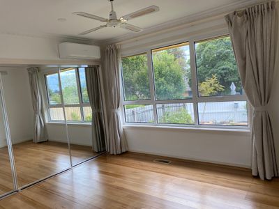 14 Woodhouse Grove, Box Hill North