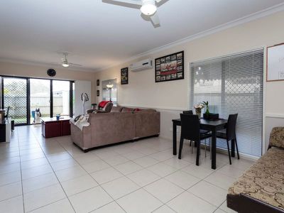 6 Kenilworth Cr, Waterford