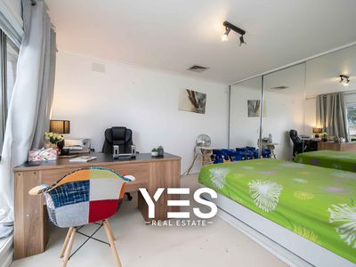 32 Lemana Crescent, Mount Waverley