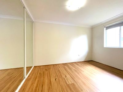 4 / 23-25 Priddle  Street, Westmead