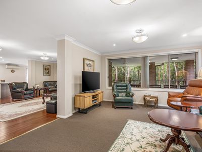 18 Goldenia Cl, Morisset