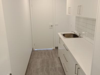 6A Nagle Drive, Belmont