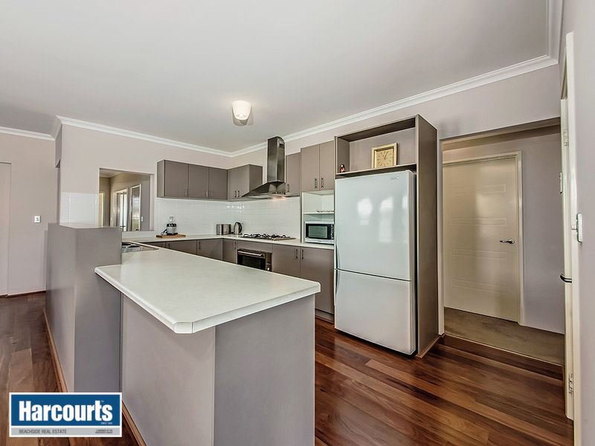 6 Jetty Loop, Yanchep