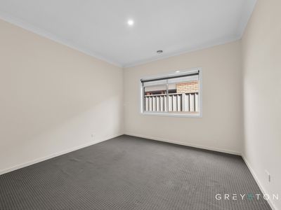 3 Flinders Place, Caroline Springs