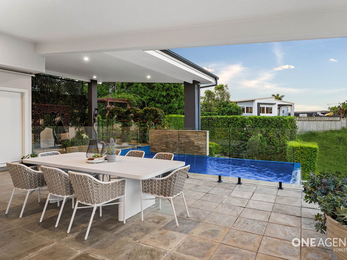 14 Seanna Place, Brookwater