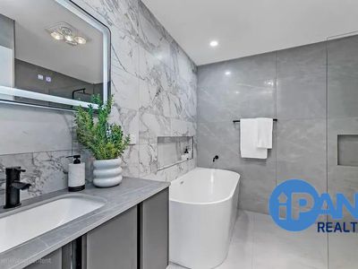 20A Willmot Avenue, Toongabbie