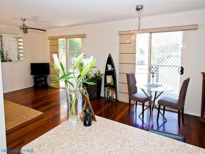 13 Gibbs Street, Urangan