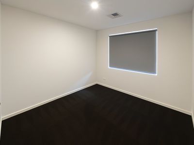 37 Rushmore Avenue, Bushmead