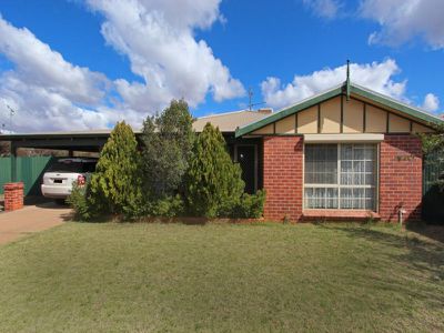 3 Dellar Place, Kalgoorlie