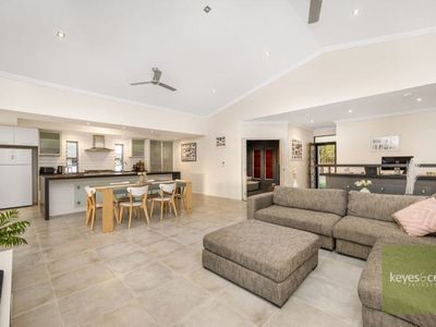 2 Fuji Court, Mount Louisa