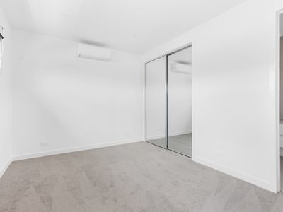 2 / 29 Hampton Parade, West Footscray