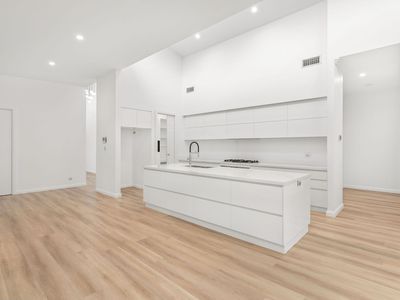 27 Shores Crescent, Diamond Beach