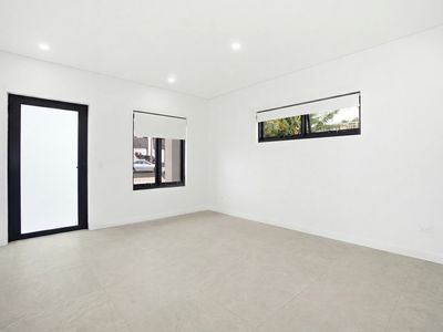 2 / 30 Strickland Street, Bass Hill