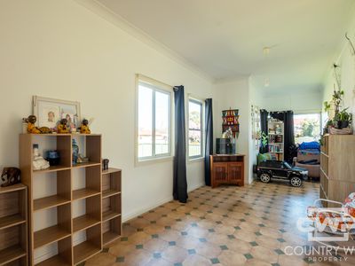 232 Bourke Street, Glen Innes