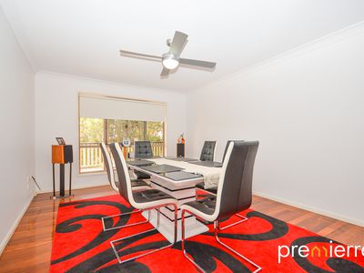 8 Dawson Court, Collingwood Park