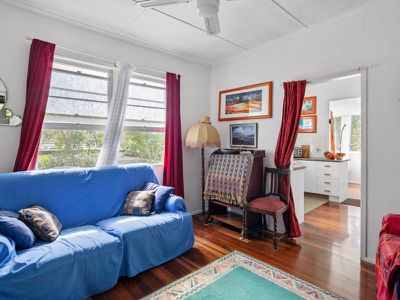13 Pines Avenue, Cooroibah