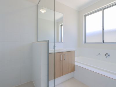 6 Sentosa St, Baldivis
