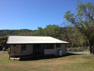 4  Pryde , Cooktown