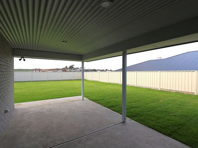 8 Granite Court, Mount Gambier