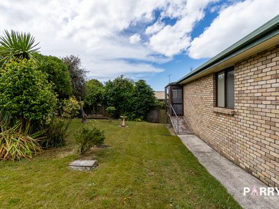 40 Emma Street, Bridport