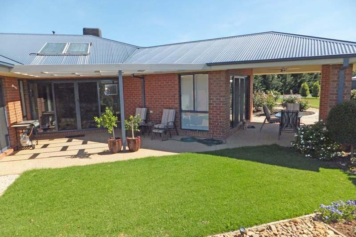 10 Jenmar Drive, Kyabram