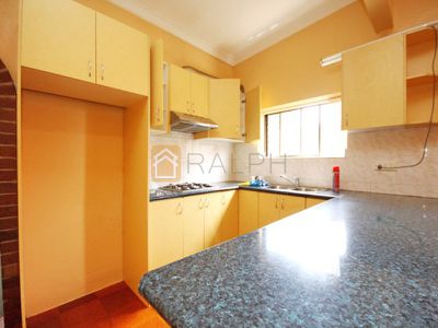 2 / 2 Browning Avenue, Lakemba