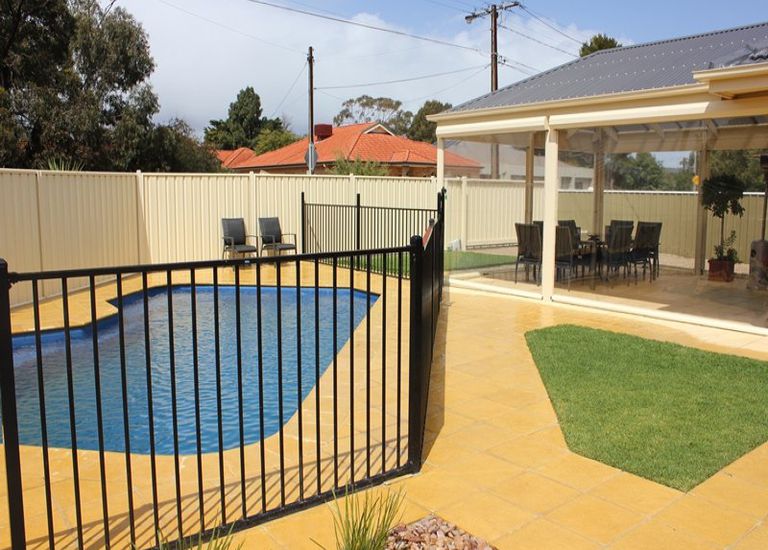 16 Vincent Avenue, North Brighton