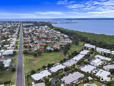 132 / 230 Pulgul Street, Urangan