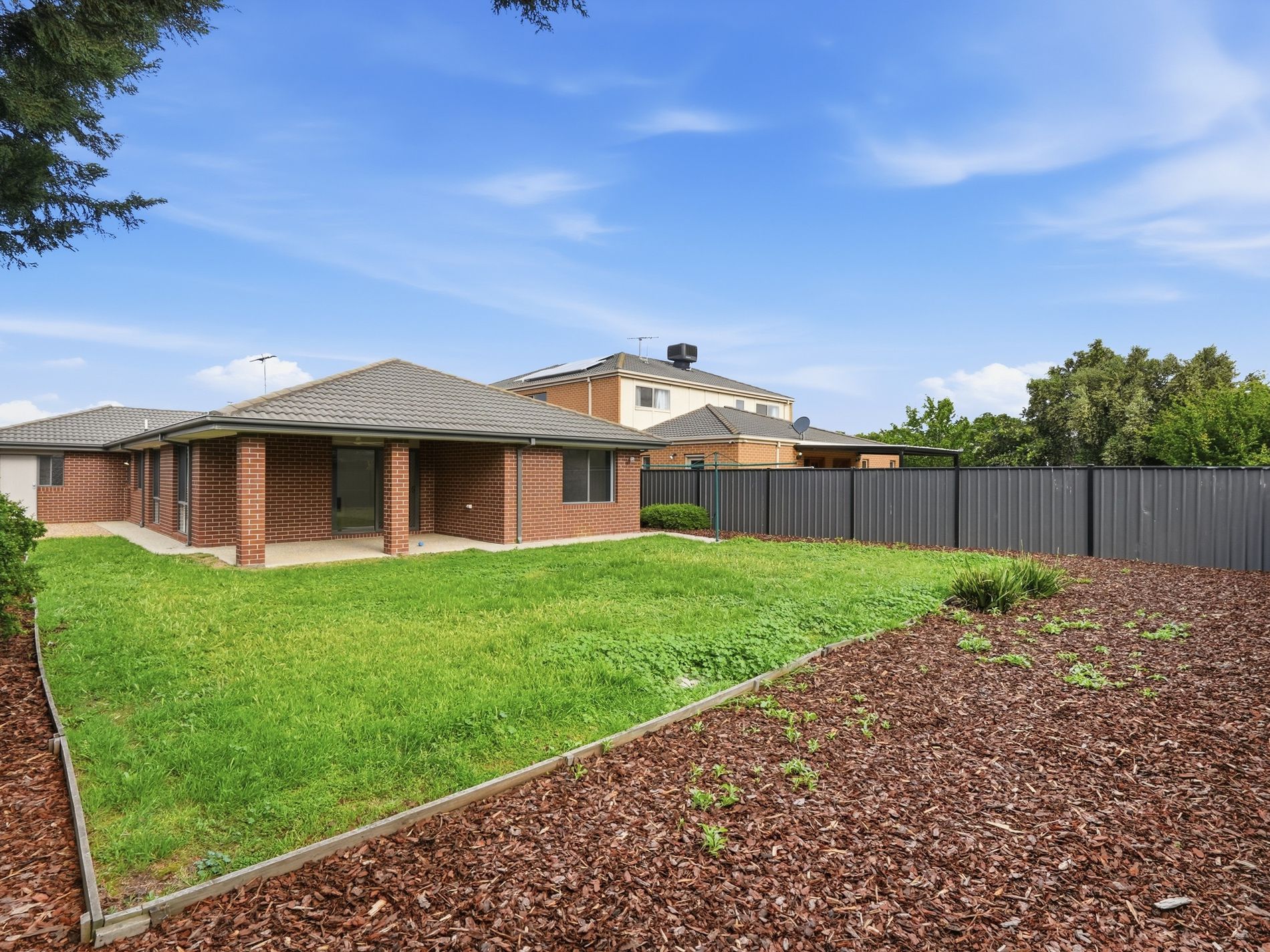 5 Niland Crescent, Point Cook