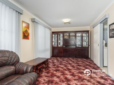 37 Edgecombe Avenue, Moorebank