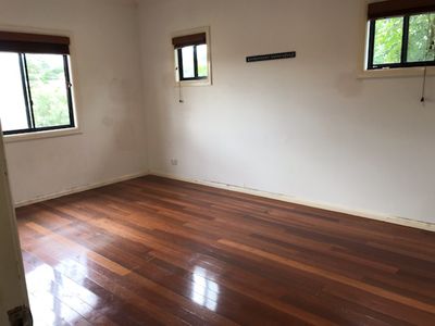 52 Guise Road, Bradbury