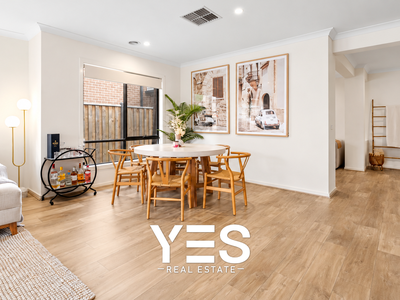 12 Whispering Way, Clyde North